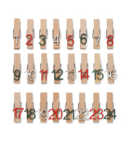CLIPY 24 medinia segtukai su skaičiais, advento kalendorius