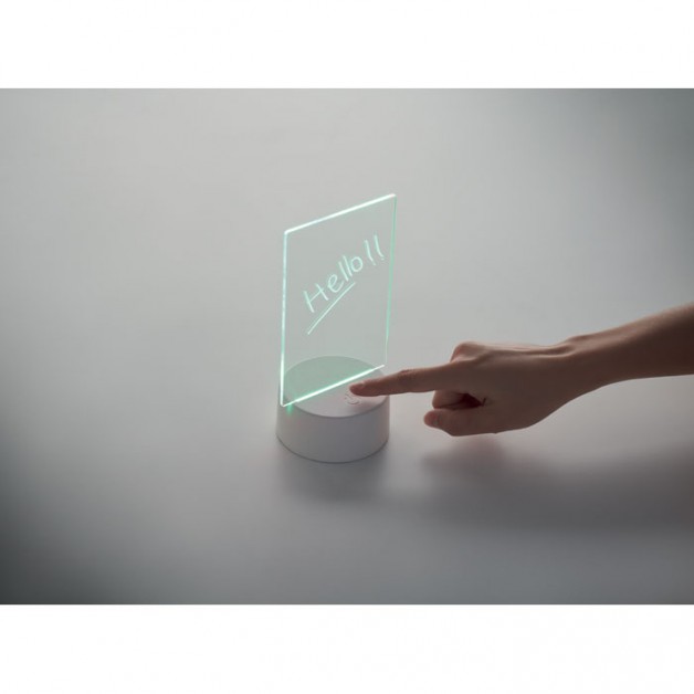 LEDMEMO užrašų lenta su LED apšvietimu LEDMEMO užrašų lenta su LED apšvietimu