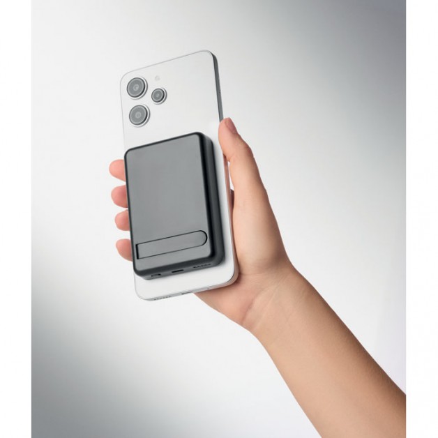 ATLAS magnetinė išorinė baterija(power bank įkroviklis), 5000mAh ATLAS magnetinė išorinė baterija(power bank įkroviklis), 5000mAh
