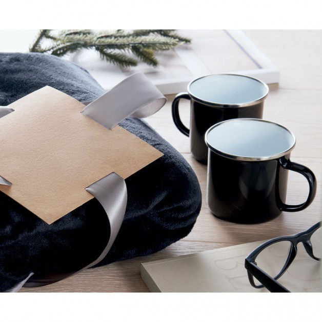 AGRADABLE fleece pledo ir puodelių rinkinys AGRADABLE fleece pledo ir puodelių rinkinys