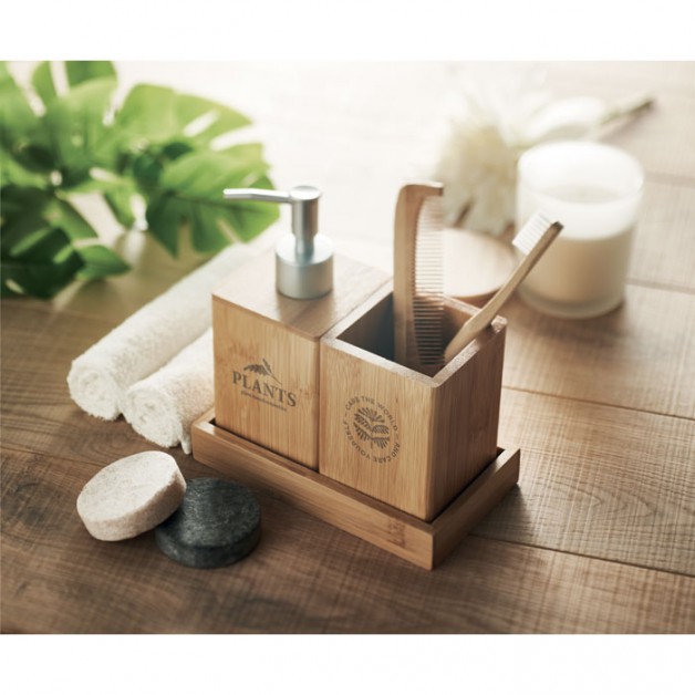 SUOMI bambukinis vonios rinkinys: skysto muilo indas, indas dantų šepetėliui ir padėklas