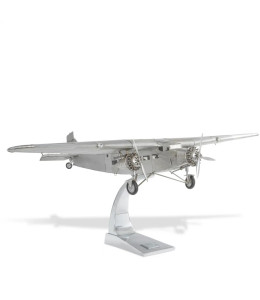 Lėktuvo modeliukas - Ford Trimotor lėktuvas