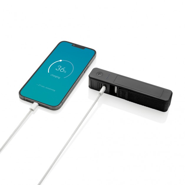 SWISS PEAK 5-in-1 lagamino svarstyklės su išorine baterija (powerbank) ir žibintuvėliu SWISS PEAK 5-in-1 lagamino svarstyklės su išorine baterija (powerbank) ir žibintuvėliu