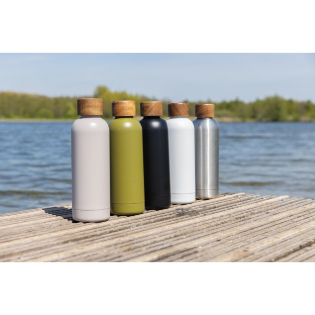 Wood vakuuminė gertuvė iš RCS sertifikuoto nerūdijančio plieno, 500 ml Wood vakuuminė gertuvė iš RCS sertifikuoto nerūdijančio plieno, 500 ml